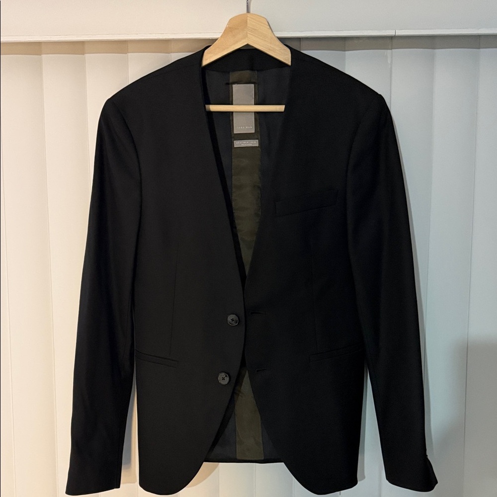 Zara Black Minimalist Notchless Two-Button Blazer